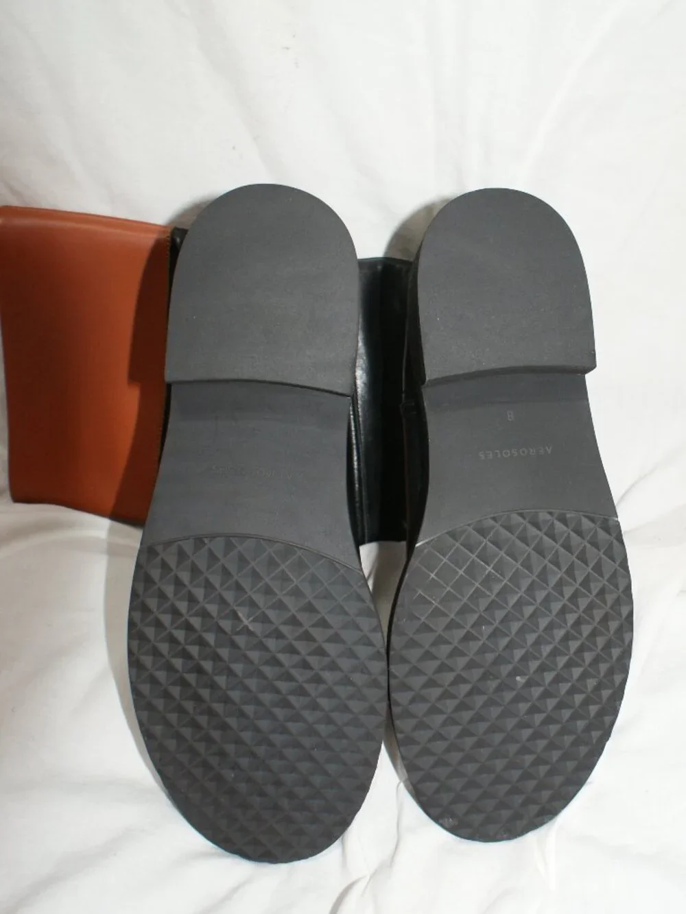 Aerosoles Medium Height 2-Tone Lug Sole Boots - size 8 - BRAND NEW